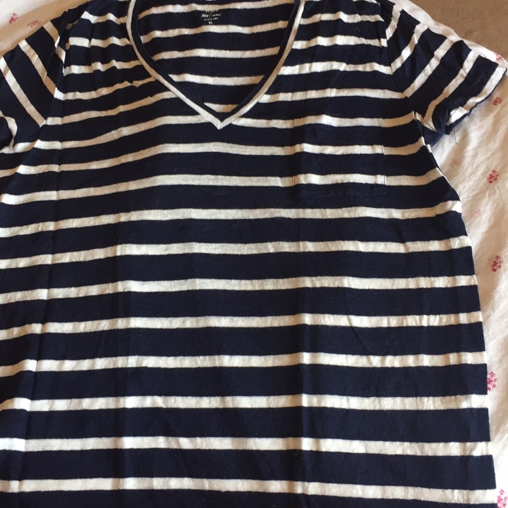 J crew new without tags linen v neck.